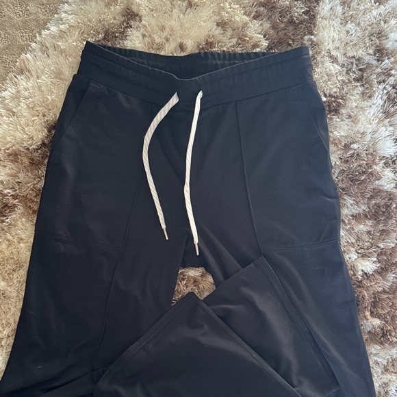 VUORI HALO ESSENTIAL - Picture 2 of 7